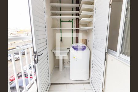 Apartamento para alugar com 48m², 2 quartos e 1 vaga Apartamento para alugar com 48m², 2 quartos e 1 vagaVaranda e Área de Serviço
