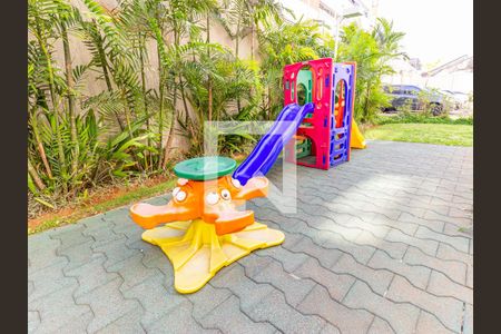 Apartamento para alugar com 48m², 2 quartos e 1 vaga Apartamento para alugar com 48m², 2 quartos e 1 vagaÁrea comum - Playground