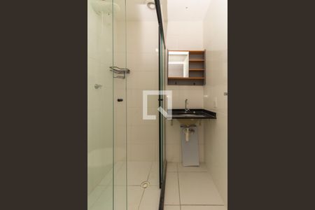 Banheiro  de apartamento à venda com 1 quarto, 28m² em Vila Dom Pedro I, São Paulo