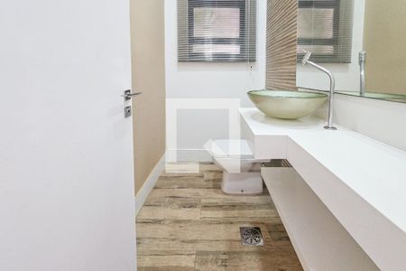 Casa de condomínio para alugar com 400m², 3 quartos e 6 vagas Casa de condomínio para alugar com 400m², 3 quartos e 6 vagasLavabo