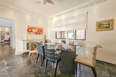 Casa de condomínio para alugar com 400m², 3 quartos e 6 vagas Casa de condomínio para alugar com 400m², 3 quartos e 6 vagasCozinha