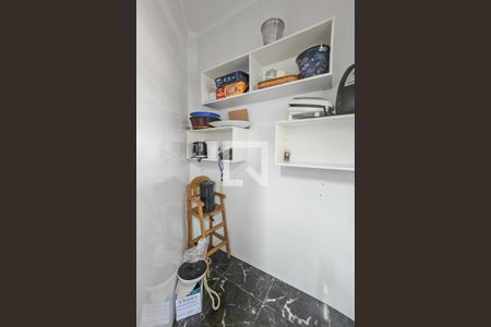 Casa de condomínio para alugar com 400m², 3 quartos e 6 vagas Casa de condomínio para alugar com 400m², 3 quartos e 6 vagasÁrea de serviço