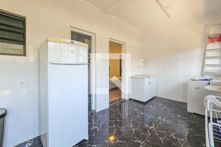 Casa de condomínio para alugar com 400m², 3 quartos e 6 vagas Casa de condomínio para alugar com 400m², 3 quartos e 6 vagasÁrea de serviço