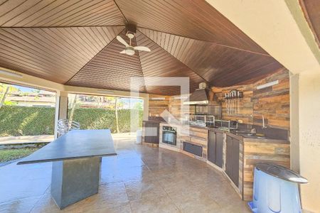 Casa de condomínio para alugar com 400m², 3 quartos e 6 vagas Casa de condomínio para alugar com 400m², 3 quartos e 6 vagasÁrea de Lazer