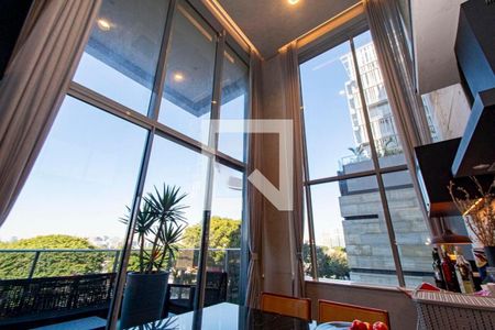 Apartamento à venda com 2 quartos, 130m² em Pinheiros, São Paulo