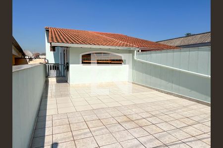 Casa para alugar com 240m², 2 quartos e 2 vagasQuintal