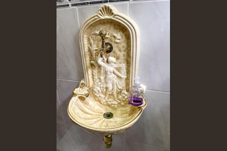 Casa para alugar com 240m², 2 quartos e 2 vagasLavabo