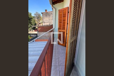 Casa para alugar com 240m², 2 quartos e 2 vagasSacada do Quarto 2