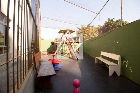 Apartamento para alugar com 50m², 2 quartos e 1 vaga Apartamento para alugar com 50m², 2 quartos e 1 vagaÁrea comum - Playground