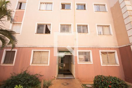 Apartamento para alugar com 50m², 2 quartos e 1 vagaFachada do bloco