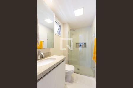 Apartamento à venda com 66m², 2 quartos e 1 vagaBanheiro da Suíte