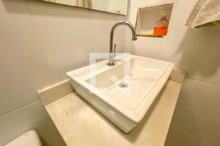 Casa à venda com 231m², 4 quartos e 3 vagasBanheiro de Serviço