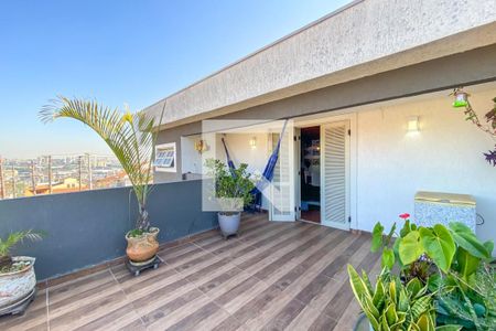 Casa à venda com 231m², 4 quartos e 3 vagasVaranda do Sótão