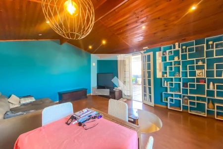 Casa à venda com 231m², 4 quartos e 3 vagasSala do Sótão