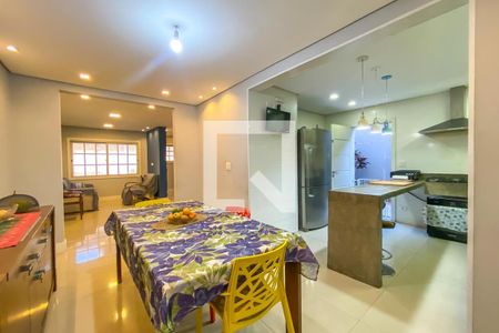 Casa à venda com 231m², 4 quartos e 3 vagasCopa