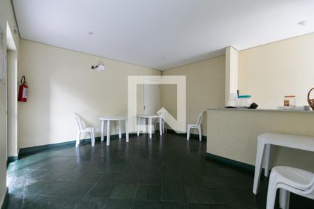 Apartamento à venda com 48m², 2 quartos e 1 vaga Apartamento à venda com 48m², 2 quartos e 1 vagaÁrea comum - Salão de festas