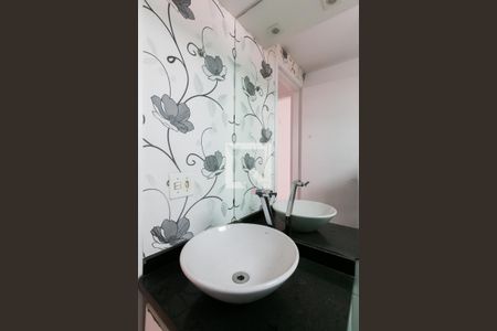 Apartamento à venda com 48m², 2 quartos e 1 vaga Apartamento à venda com 48m², 2 quartos e 1 vagaDetalhe banheiro