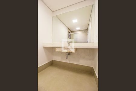 Casa de condomínio à venda com 815m², 4 quartos e 6 vagasBanheiro da Suíte 3