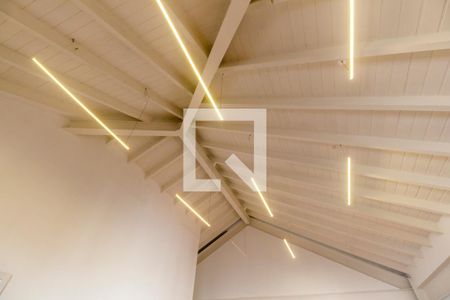 Casa de condomínio à venda com 815m², 4 quartos e 6 vagasDetalhe