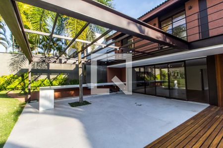 Casa de condomínio à venda com 815m², 4 quartos e 6 vagasÁrea gourmet