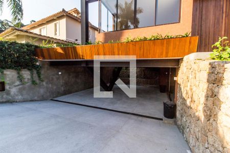 Casa de condomínio à venda com 815m², 4 quartos e 6 vagasGaragem