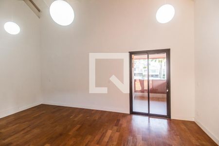 Casa de condomínio à venda com 815m², 4 quartos e 6 vagasCloset da suíte 1