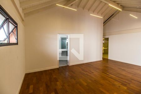 Casa de condomínio à venda com 815m², 4 quartos e 6 vagasSuíte master