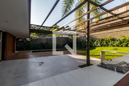 Casa de condomínio à venda com 815m², 4 quartos e 6 vagasÁrea gourmet