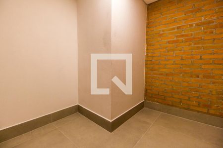 Casa de condomínio à venda com 815m², 4 quartos e 6 vagasAdega 