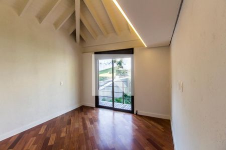 Casa de condomínio à venda com 815m², 4 quartos e 6 vagasSuíte 4