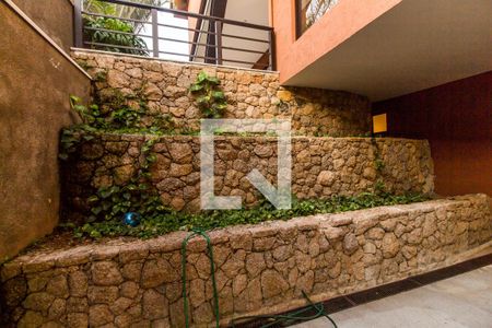 Casa de condomínio à venda com 815m², 4 quartos e 6 vagasDetalhe