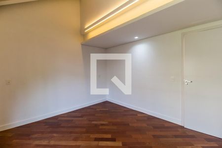 Casa de condomínio à venda com 815m², 4 quartos e 6 vagasSuíte 3