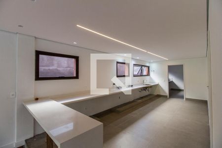 Casa de condomínio à venda com 815m², 4 quartos e 6 vagasCozinha