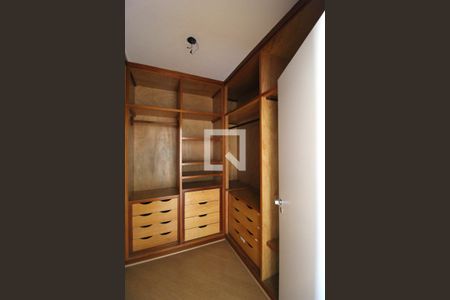 Apartamento para alugar com 260m², 3 quartos e 4 vagasCloset da Suíte 3