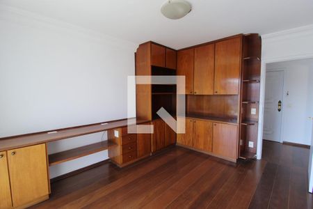 Apartamento para alugar com 260m², 3 quartos e 4 vagasSala de TV