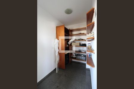 Apartamento para alugar com 260m², 3 quartos e 4 vagasÁrea de Serviço