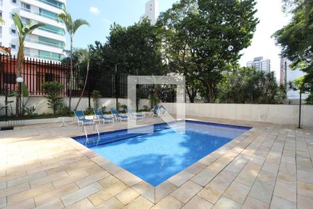 Apartamento para alugar com 260m², 3 quartos e 4 vagasÁrea Comum - Piscina