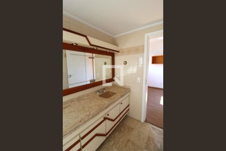 Apartamento para alugar com 260m², 3 quartos e 4 vagasBanheiro da Suíte 2