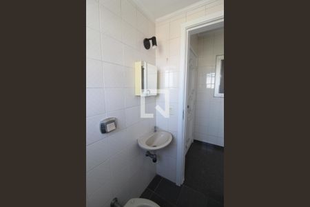 Apartamento para alugar com 260m², 3 quartos e 4 vagasBanheiro de Serviço