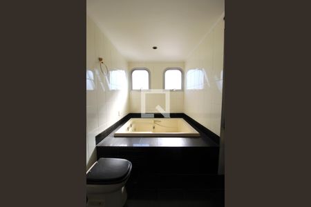 Apartamento para alugar com 260m², 3 quartos e 4 vagasBanheiro da Suíte 3