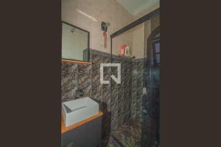 Casa à venda com 191m², 4 quartos e 2 vagas Casa à venda com 191m², 4 quartos e 2 vagasBanheiro Quarto 2