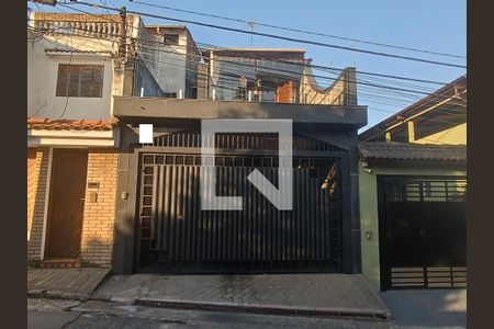 Casa à venda com 191m², 4 quartos e 2 vagas Casa à venda com 191m², 4 quartos e 2 vagasFachada