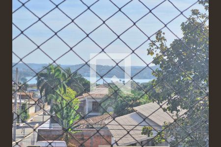 Casa à venda com 320m², 5 quartos e 7 vagas Casa à venda com 320m², 5 quartos e 7 vagasVista da varanda da suíte