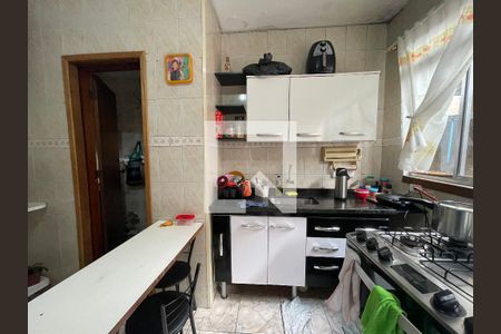 Casa à venda com 90m², 3 quartos e sem vaga Casa à venda com 90m², 3 quartos e sem vagaCozinha