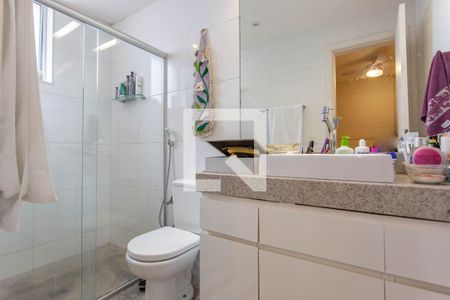 Apartamento à venda com 100m², 3 quartos e 2 vagasBanheiro da Suíte