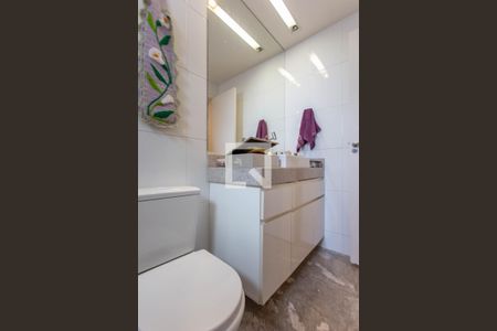 Apartamento à venda com 100m², 3 quartos e 2 vagasBanheiro da Suíte