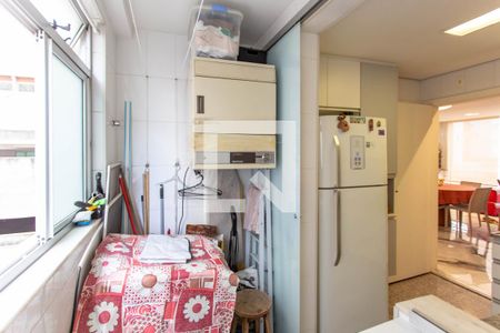 Apartamento à venda com 100m², 3 quartos e 2 vagasÁrea de Serviço