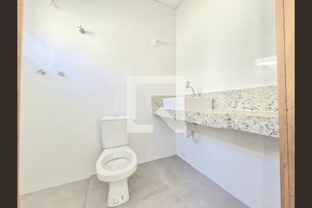 Casa à venda com 180m², 4 quartos e 2 vagasBanheiro da Suíte 3