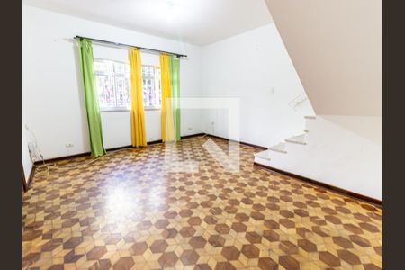 Sala de casa para alugar com 3 quartos, 135m² em Vila Bertioga, São Paulo