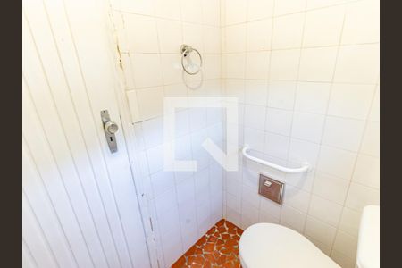 Casa para alugar com 135m², 3 quartos e 1 vaga Casa para alugar com 135m², 3 quartos e 1 vagaBanheiro de serviço